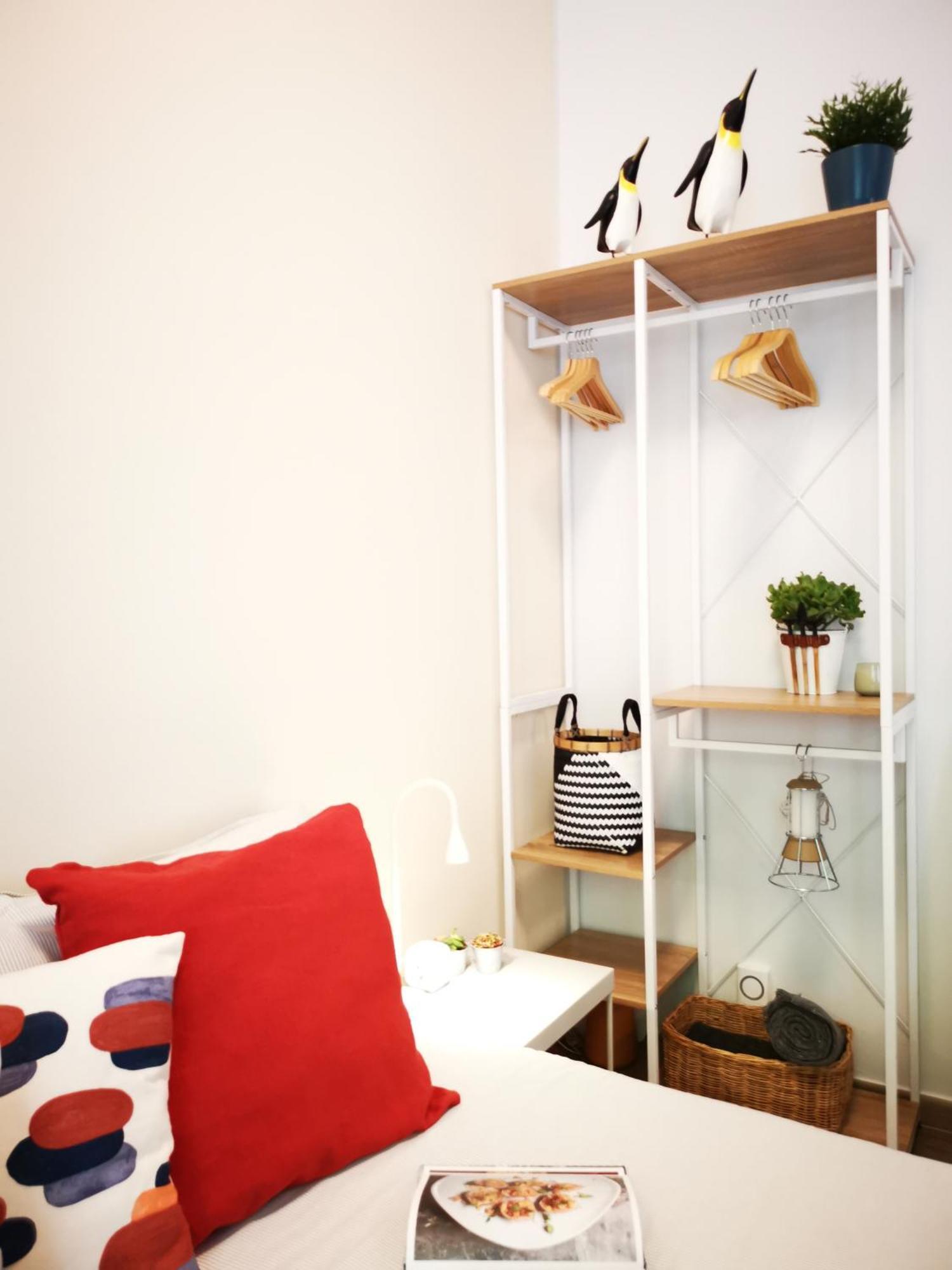 Spacious Apartment 50 Meters From The Metro Milan Room photo