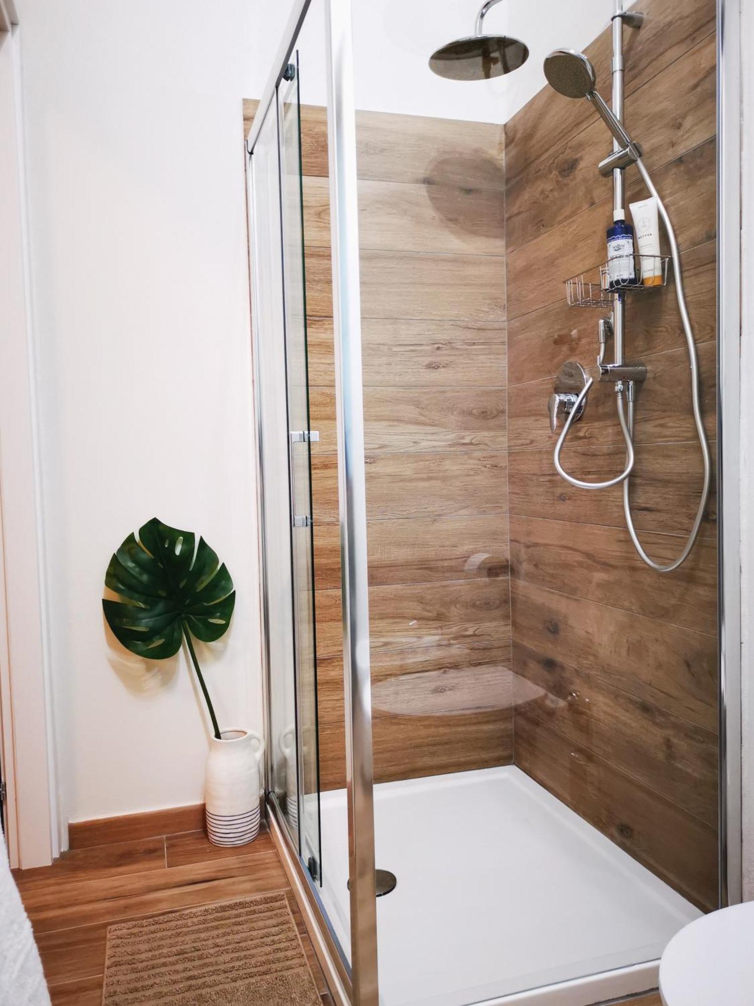 Spacious Apartment 50 Meters From The Metro Milan Room photo
